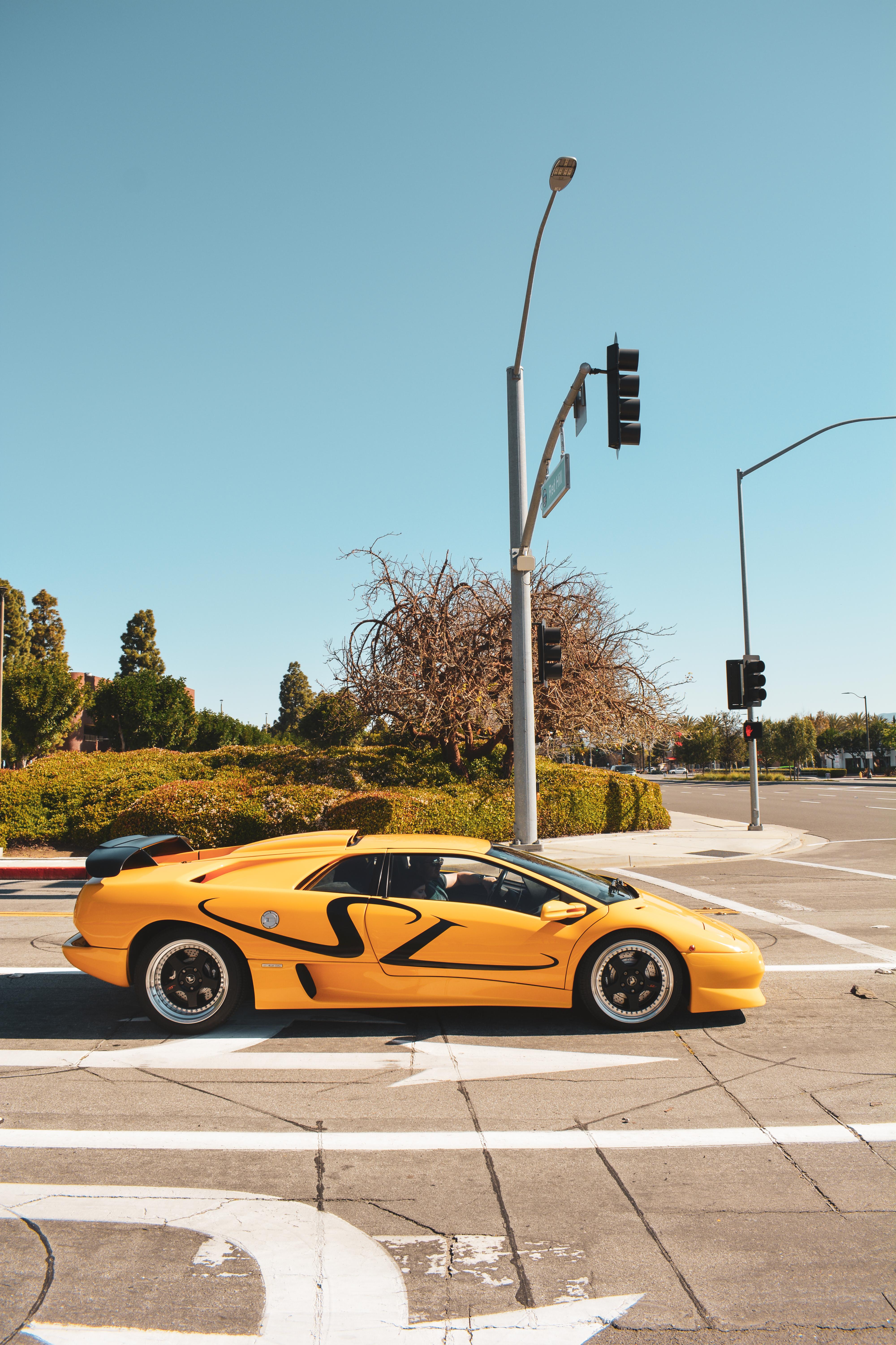 lamborghini diablo sv [4000 x 6000] - OC : r/carporn