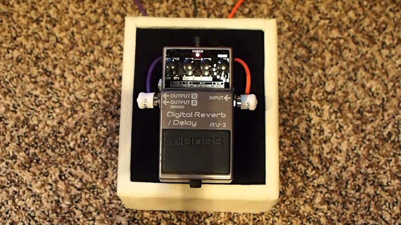 Boss // RV-3 Digital Reverb / Delay (Demo) - YouTube