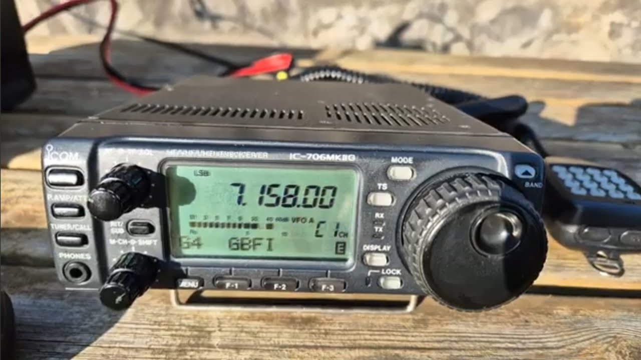 ICOM IC-706 MK2G Garden Portable - YouTube