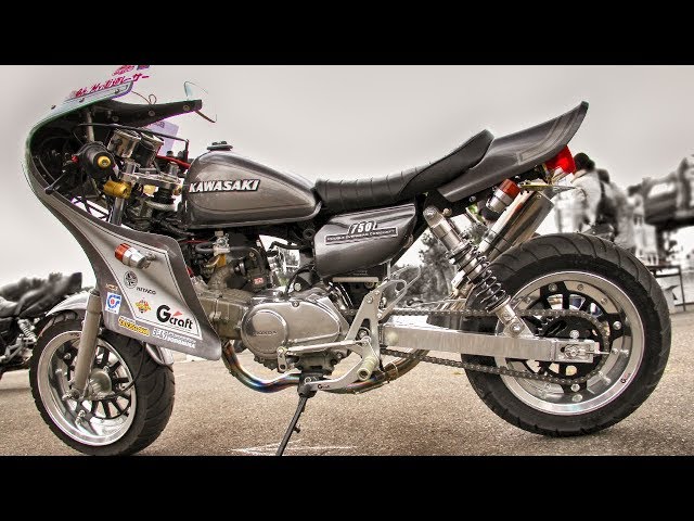 HONDA Monkey Custom Bike Z1 Style ロケットカウル - YouTube