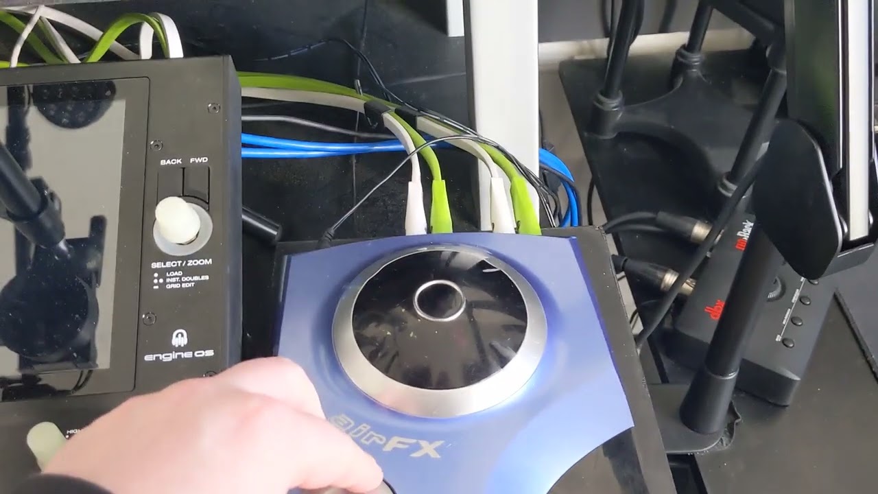 Alexis Air FX. First reaction and demonstration. - YouTube