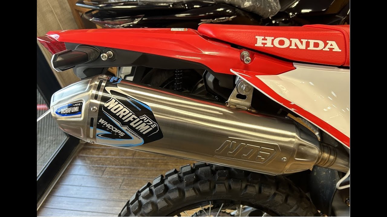 CRF250L NORIFUMI チタンマフラー 3年前にCRF250Lを購入するも、1000