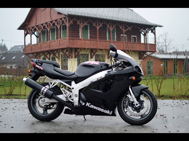 Kawasaki ZX7-R Ninja Superbike, Midnight black, Walkaround - YouTube