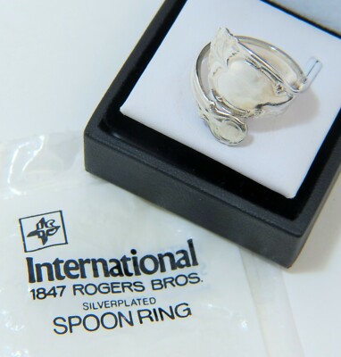 True Vintage International 1847 Rogers Bros. Silver Spoon Wrap