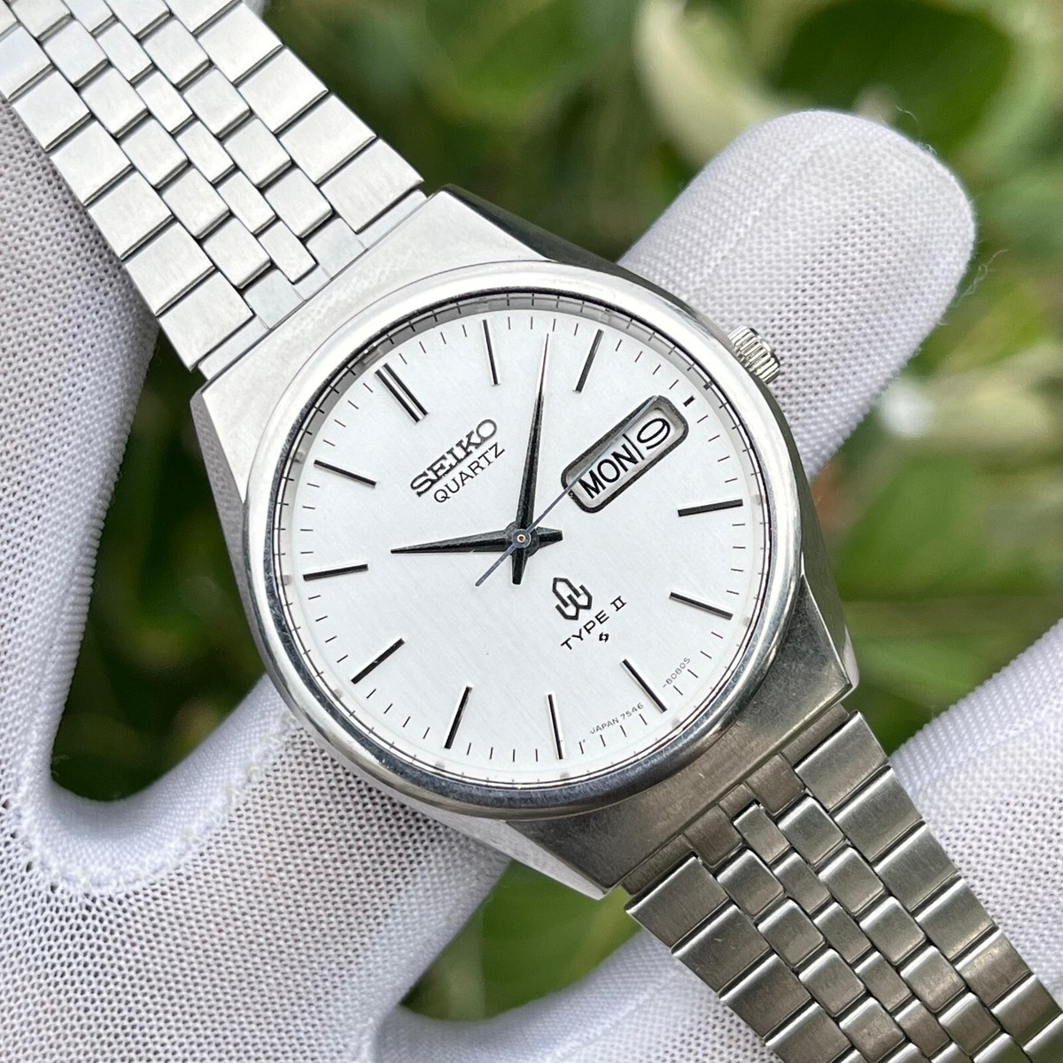 Vintage Seiko Type II Shiny Silver Dial Japan Made Men's Quartz