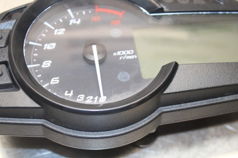 13-17 KAWASAKI NINJA ZX6R ZX636 ABS SPEEDO TACH GAUGES DISPLAY