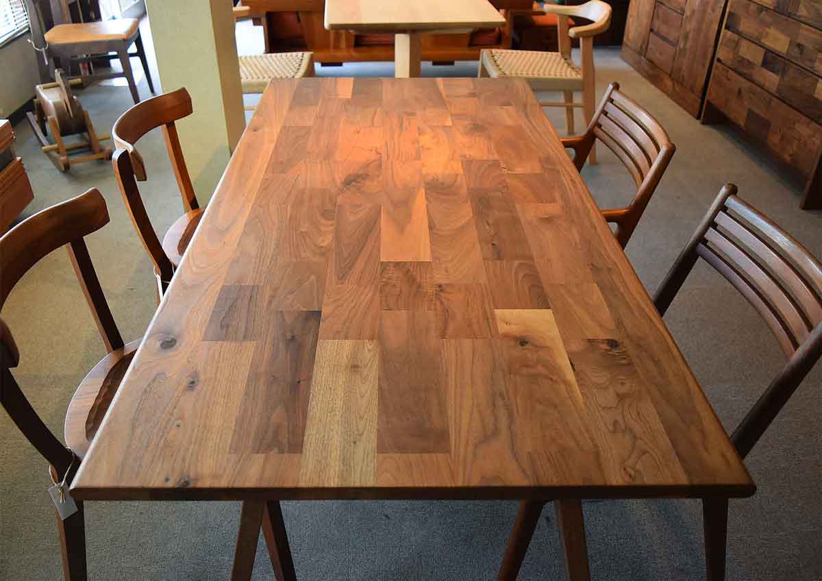 ウォールナット材無垢テーブル | 大川人気のおすすめ家具屋