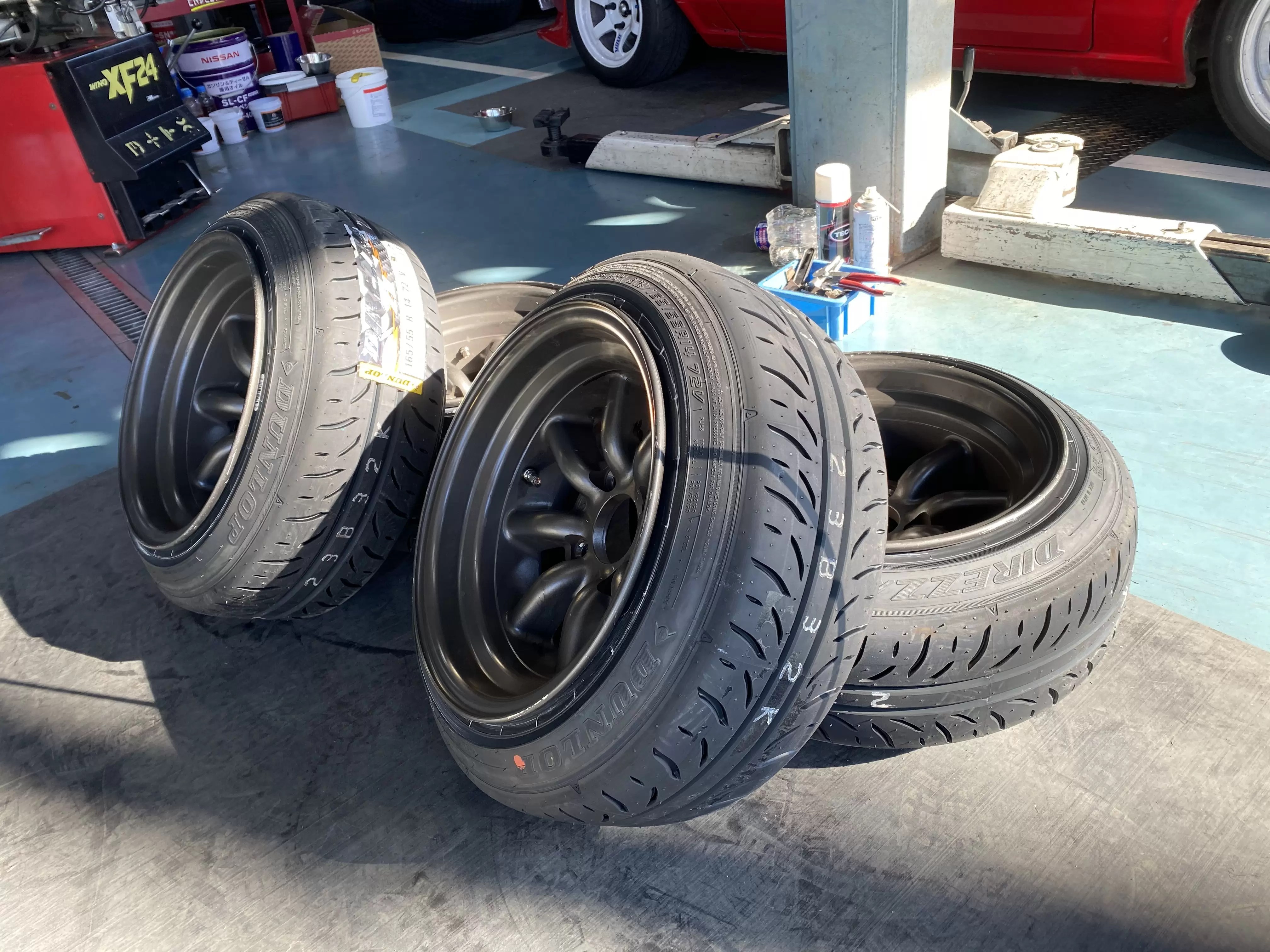 165/55R14を8.5J 引っ張りタイヤ作業 | 瑞穂 青梅 羽村 福生 あきる野