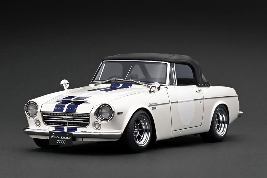 IG2707 1/18 DATSUN Fairlady 2000 (SR311) White/Blue | LINE UP