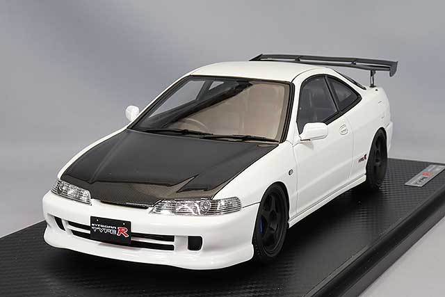 イグニッションモデル 1/18 ホンダ インテグラ (DC5) TYPE R ホワイト