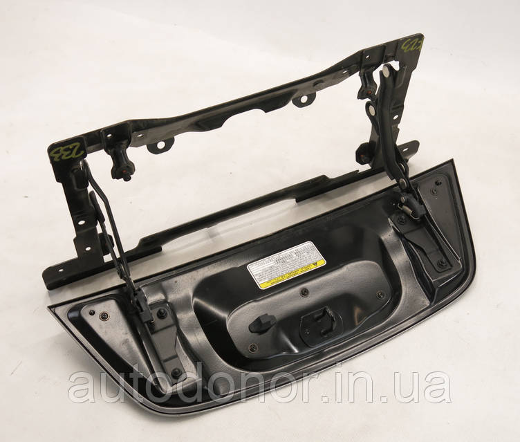 Лючок зарядного порта (голый) Nissan Leaf ZE1 (18-) 65710-5SA2A