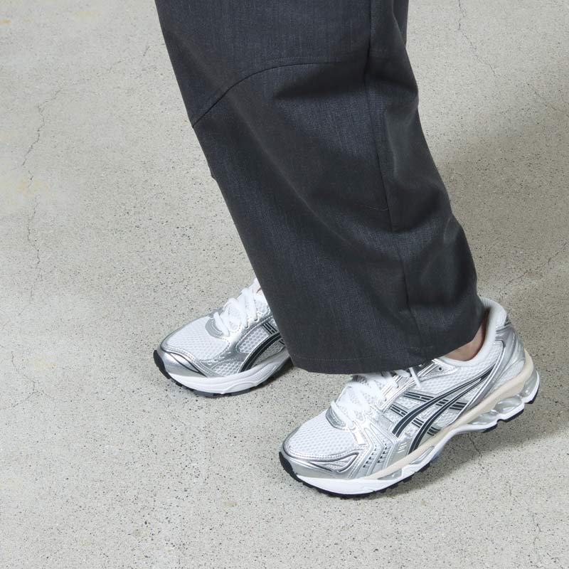 ASICS (アシックス) GEL-KAYANO 14 / WHITE/GRAPHITE GREY
