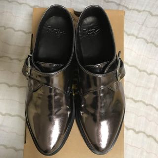 Dr.Martens（ローファー/革靴 ・ シルバー/銀色系）のフリマアイテム一覧