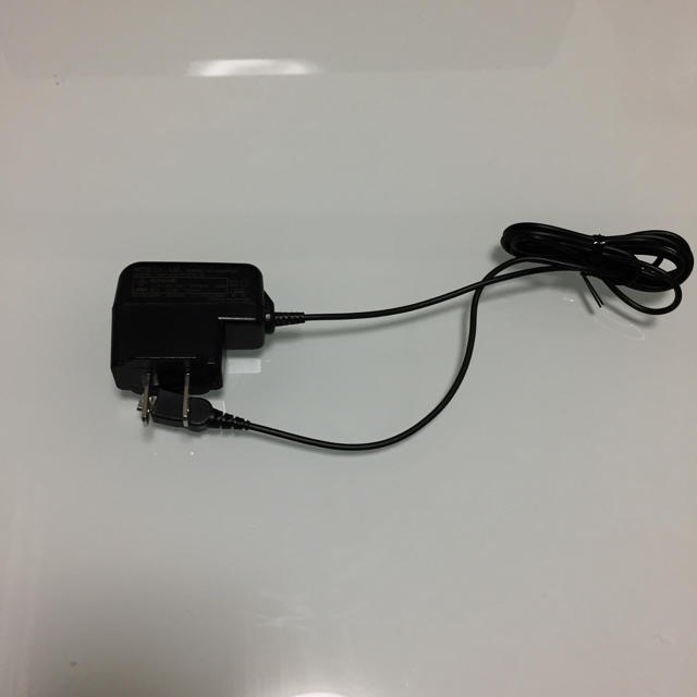 SIXPAD - SIXPAD シックスパッド 正規 充電器の通販 by momo｜シックス