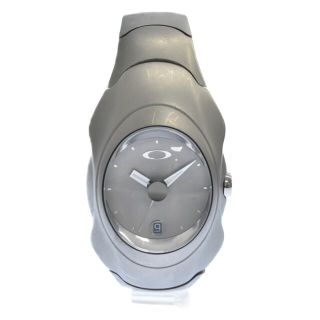 Oakley（腕時計(アナログ) ・ シルバー/銀色系）のフリマアイテム一覧