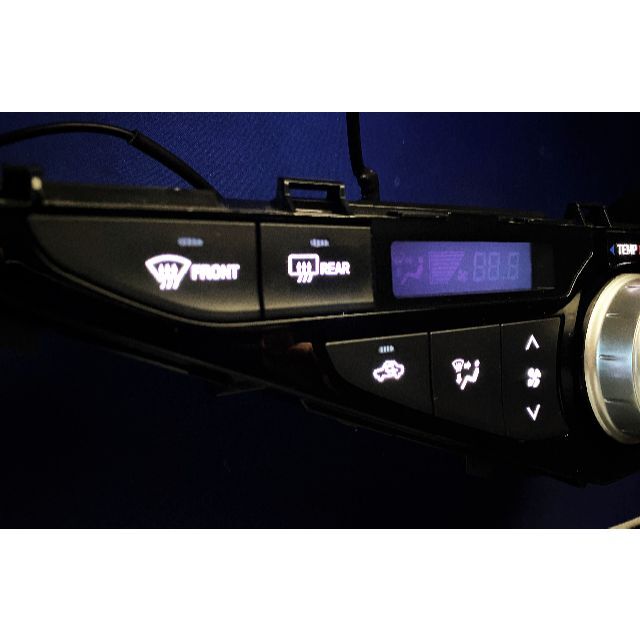 NHP10 アクア 中期 LED打ち換え済み エアコンパネル ☆の通販 by