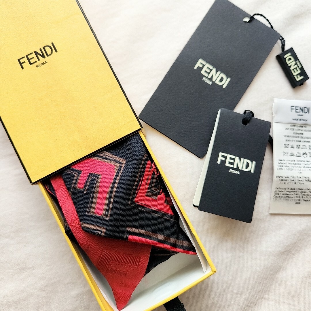FENDI - 【正規品】生産・販売終了 入手困難 希少なFENDI ラッピー