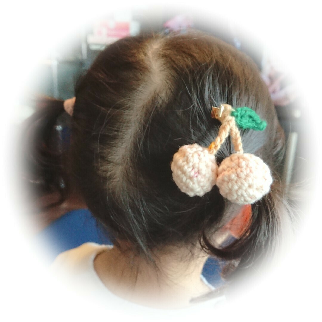 Misha & Puff - さくらんぼニットヘアクリップ misha&puff confetti