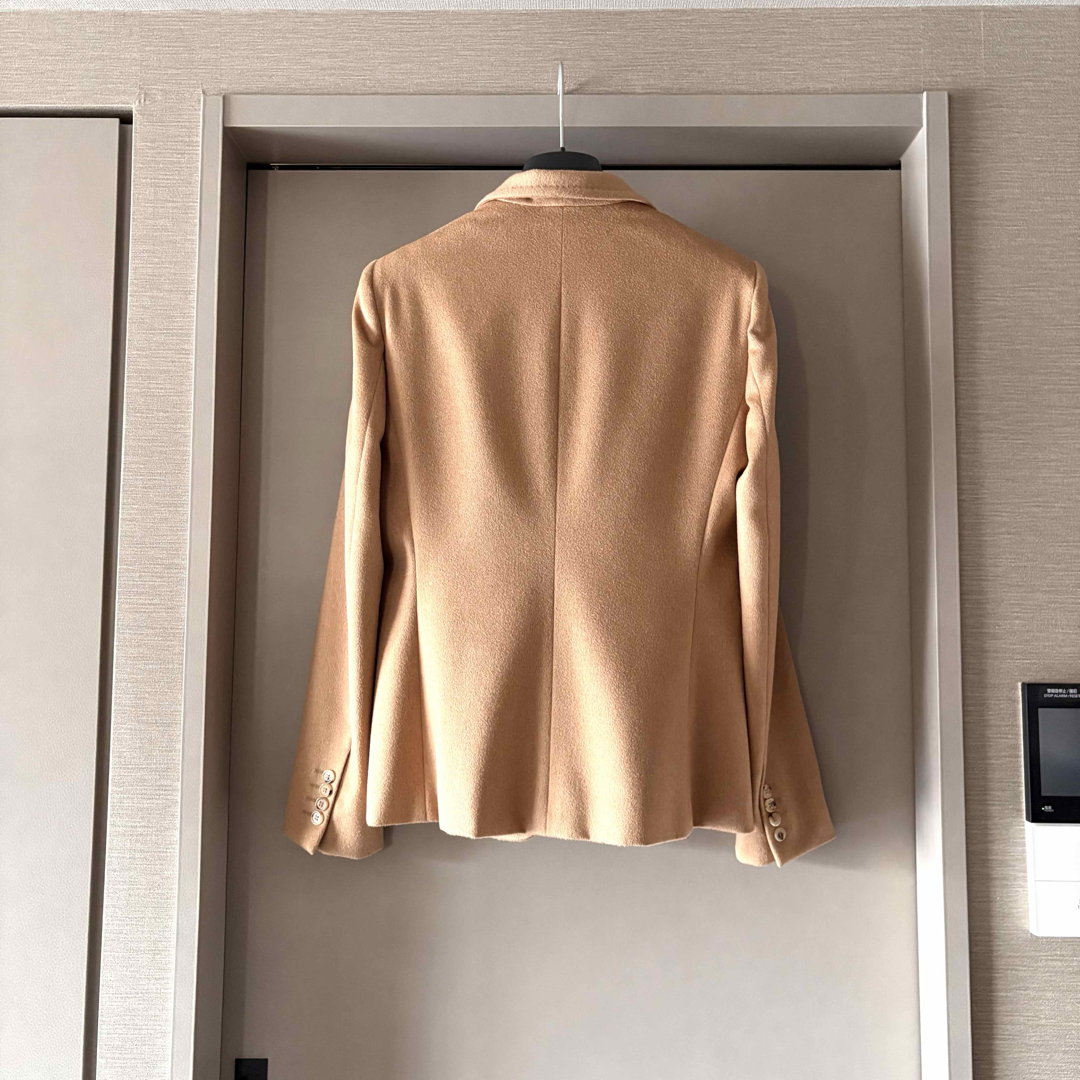 Max Mara - 新品同様‼️最高級白タグマックスマーラ 艶感美しい