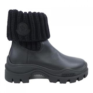MONCLER（ブーツ）のフリマアイテム一覧