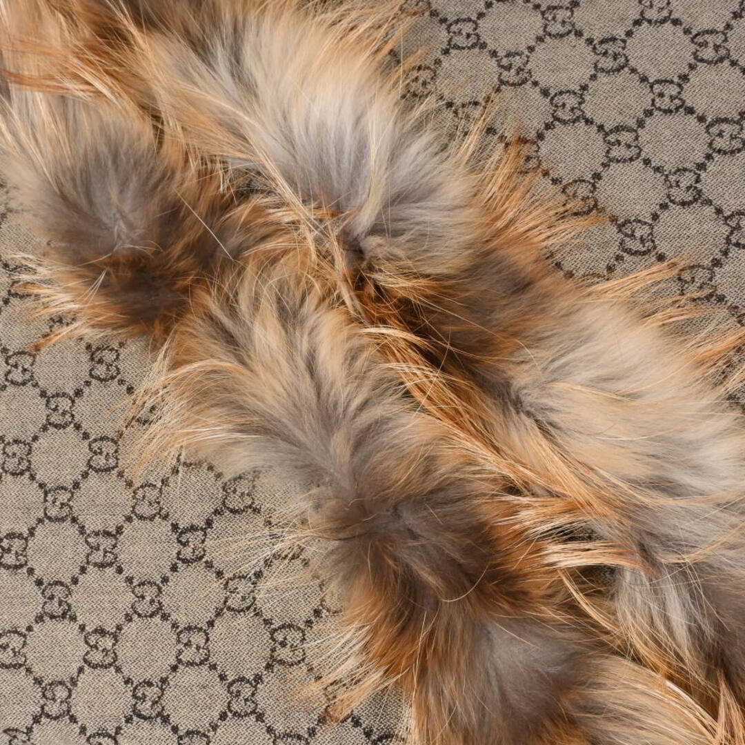 GUCCI - GUCCI フォックスファー シルク混 GG柄 ストール マフラーの