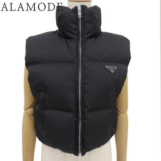 PRADA（ダウンベスト）のフリマアイテム一覧