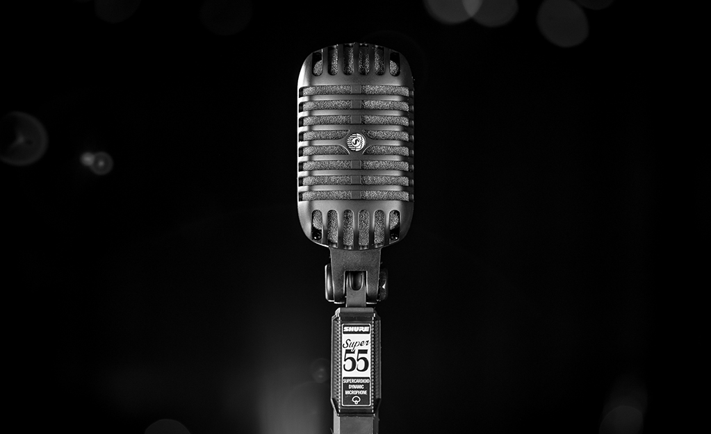 ダークさが一層際立つガイコツマイクの限定黒色 SHURE Super 55-BLK