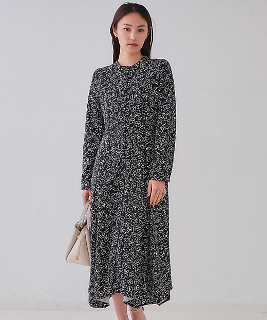 フラワープリントワンピース【洗濯機洗い可】（2002433633