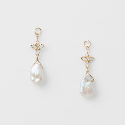 K10淡水パールピアスチャーム | agete/アガット | 三越伊勢丹