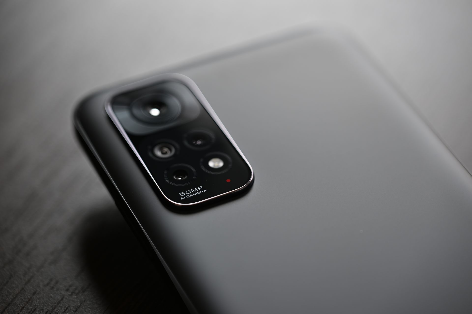 シャオミ「Redmi Note 11」のカメラを試す――お手ごろな価格の一台