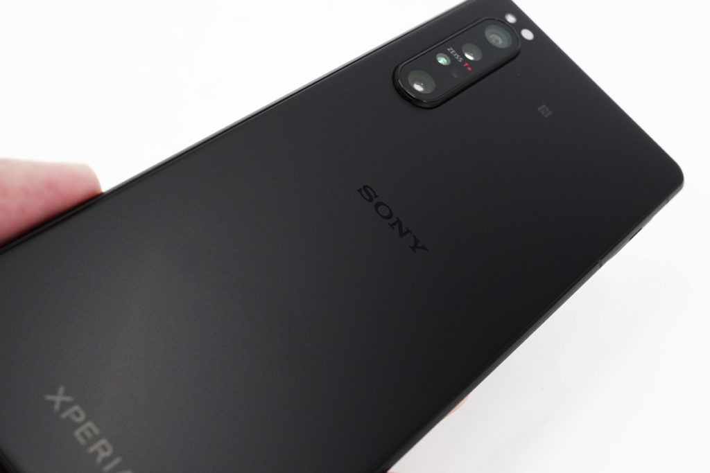 ついに手にした SIMフリーモデル「 Xperia 1 II （XQ-AT42