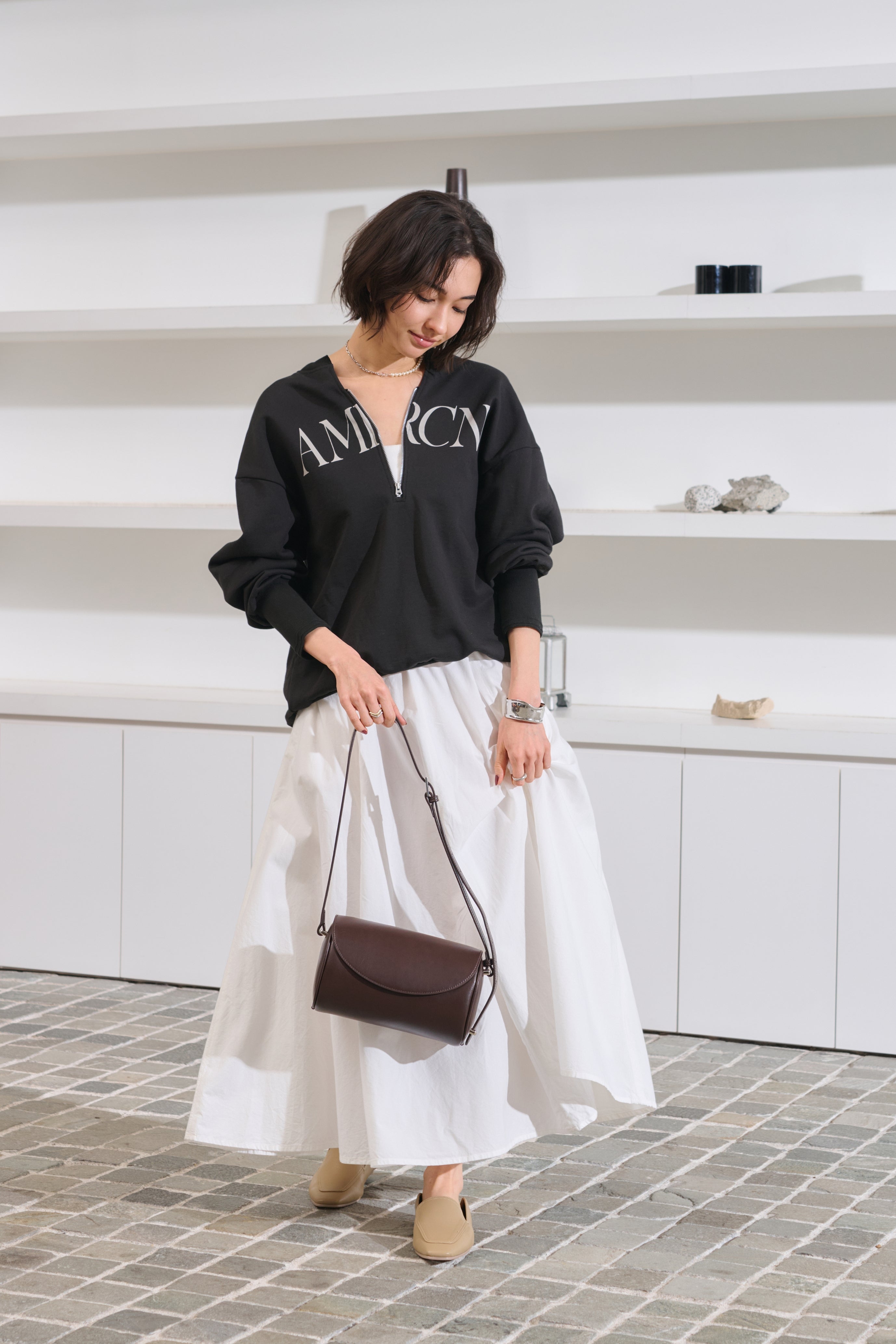 国産アップルレザー製「Apple 2Way Half-moon Bag」| LOVST TOKYO