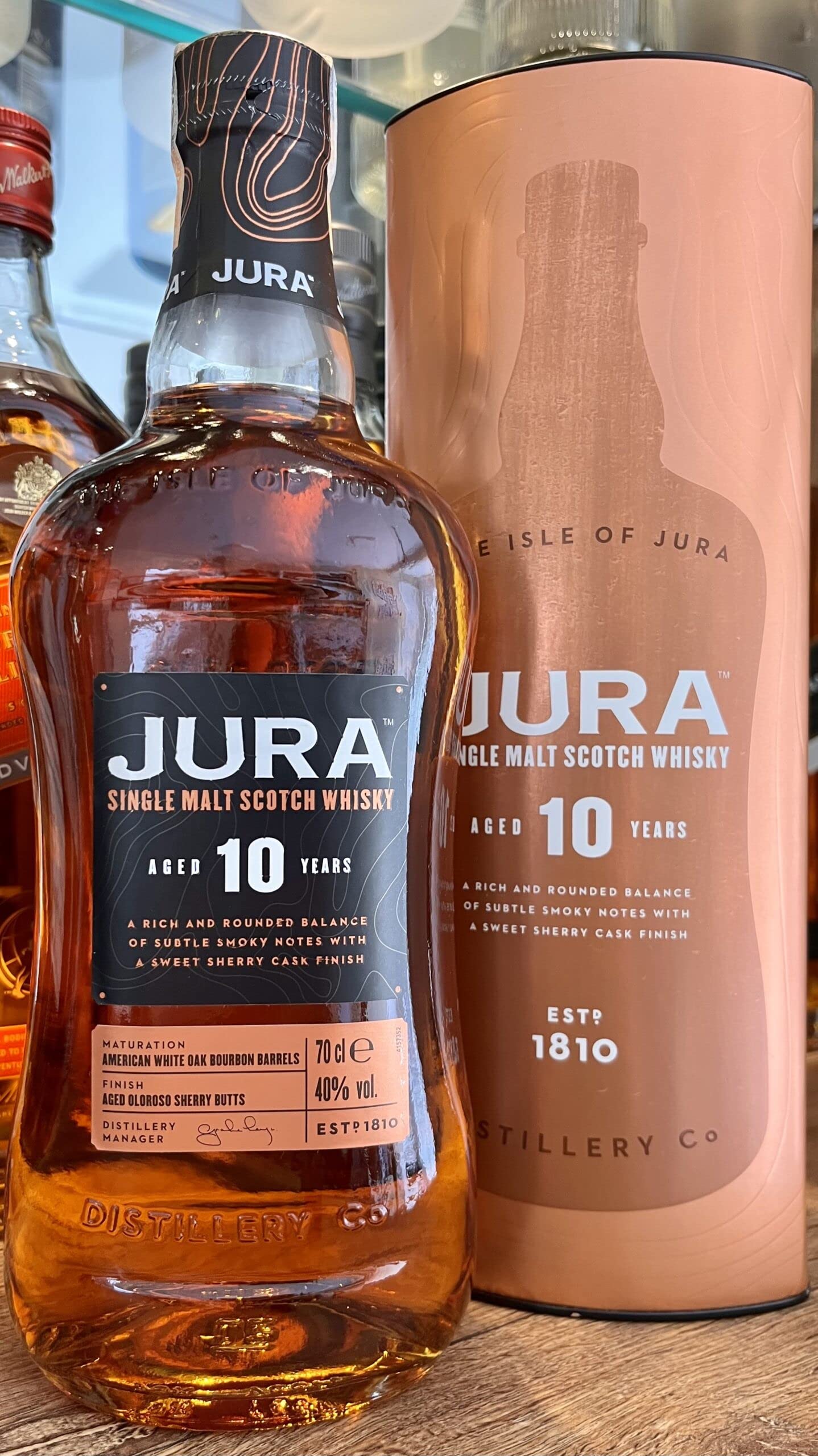 Amazon.co.jp: アイル オブ ジュラ 10年 700ml : 食品・飲料・お酒