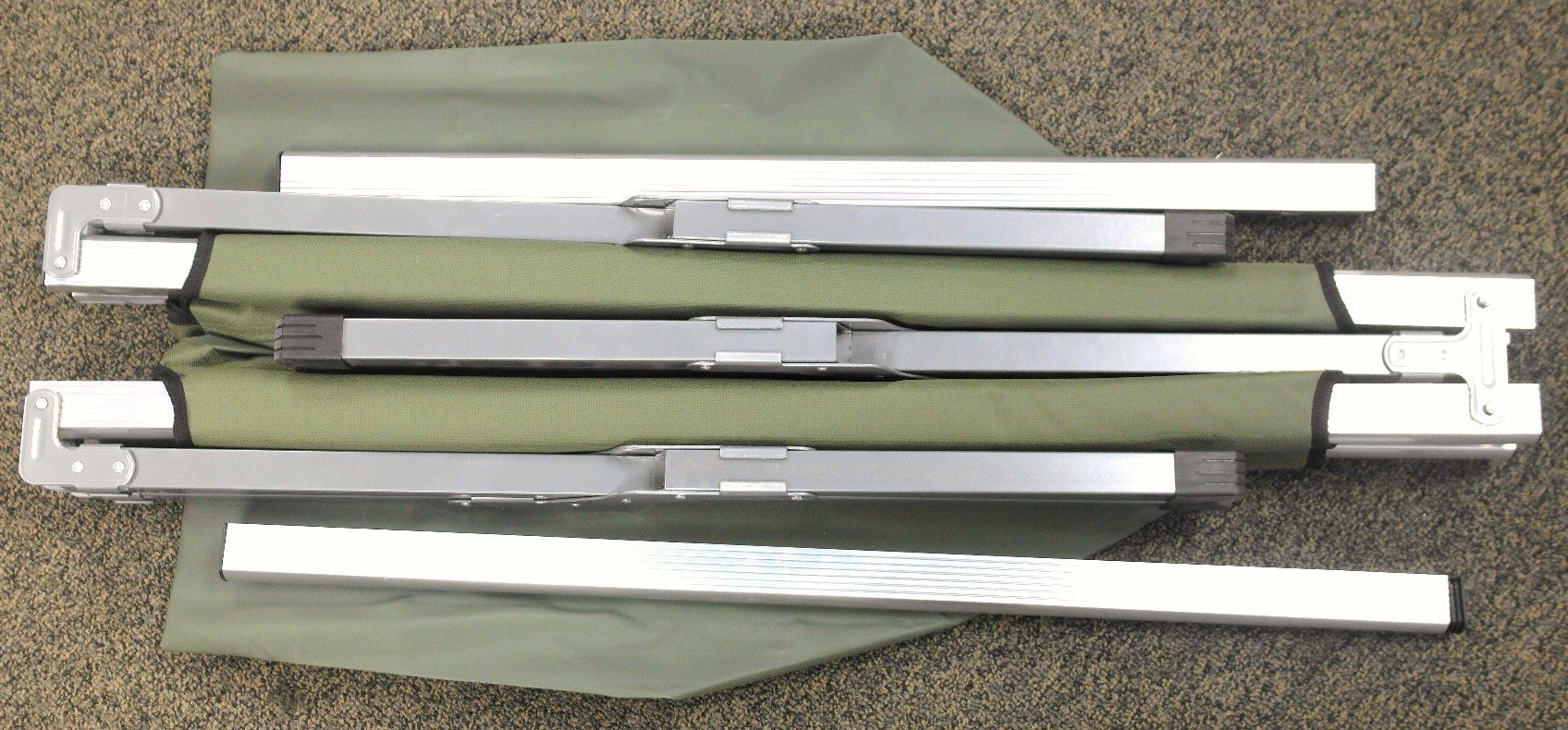 Amazon.co.jp: 純正品 米陸軍 ミリタリー G.I. 折りたたみ式コット