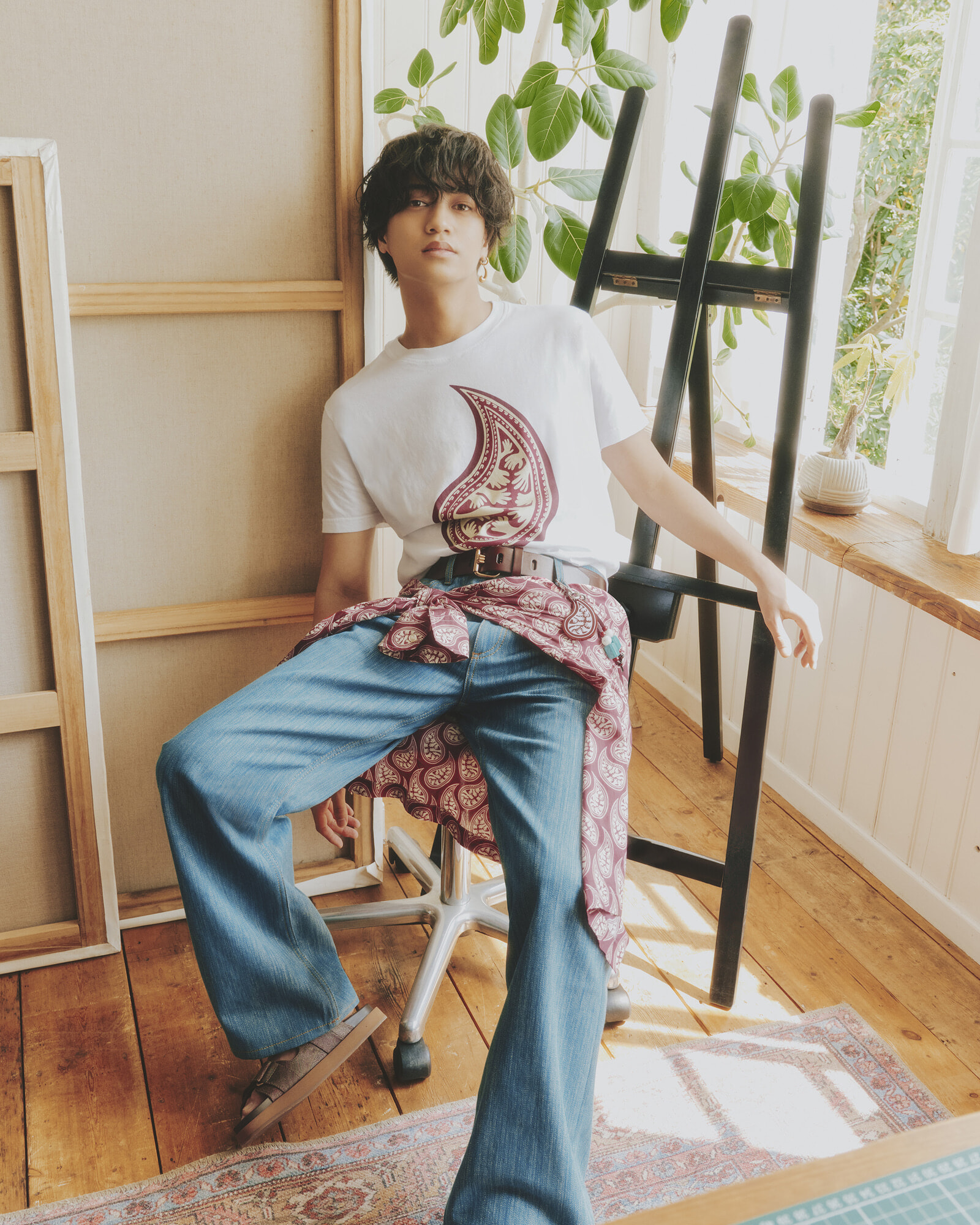 髙橋海人×エトロ、描き下ろしペイズリー柄が光る初のカプセル