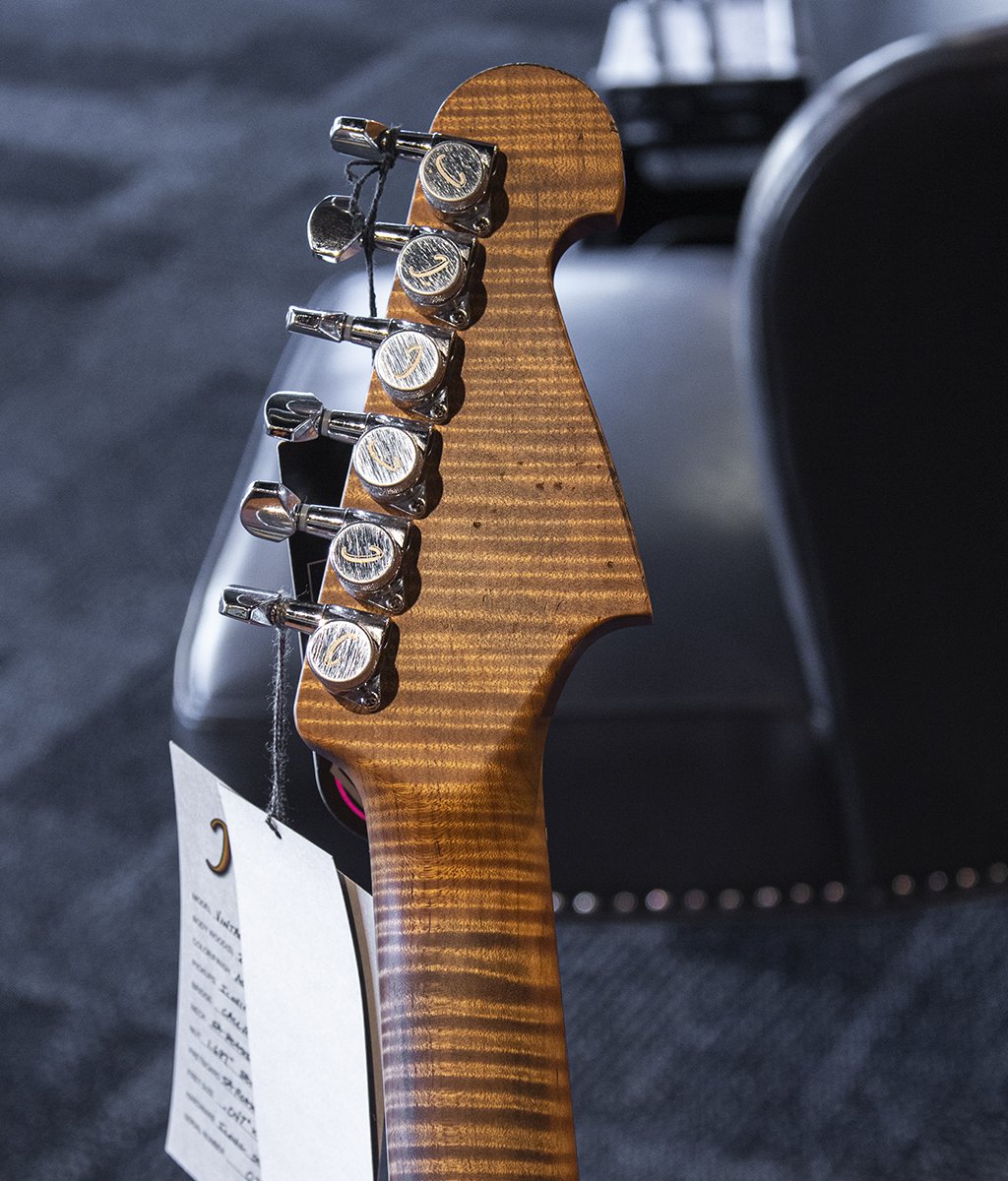 Iconic Guitars Vintage Modern Strat Olympic White Electric Guitar