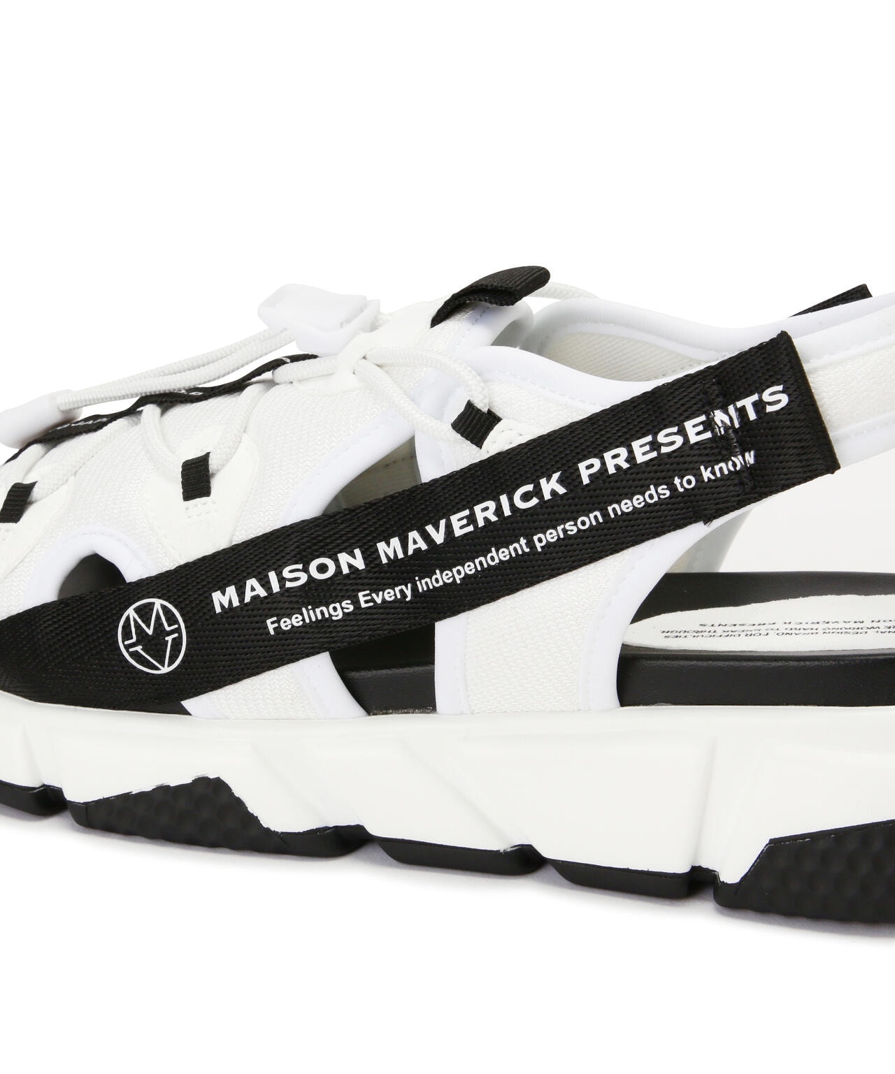 MAISON MAVERICK PRESENTS（メゾン・マベリック・プレゼンツ）ロゴ