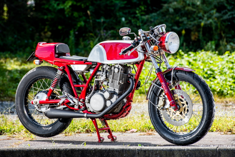 Custom House STINKY／1981 YAMAHA SR400／No.286 | モトタイムズ MOTO
