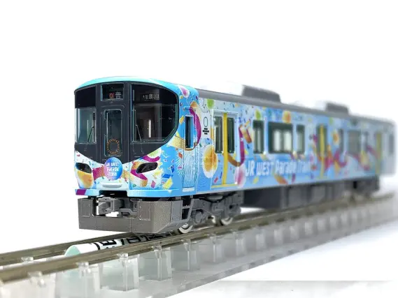 323系クモハ322形（JR WEST Parade Train）が入線しました。 TOMIX
