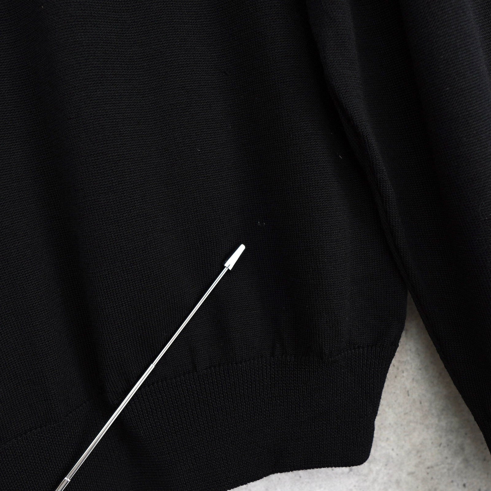 1990's イヴ・サンローラン カサンドラロゴ YSLロゴ ニット セーター M