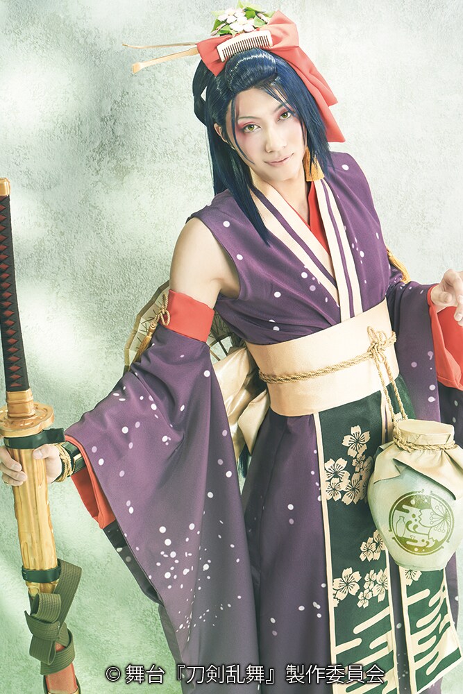 小坂涼太郎扮する次郎太刀。 [画像ギャラリー 19/35] - ステージナタリー