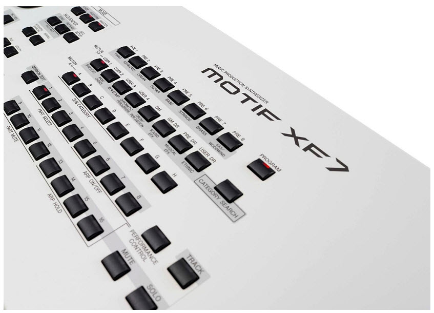 Yamaha Motif XF7 White 76 Key Workstation - Music Boulevard บริษัท