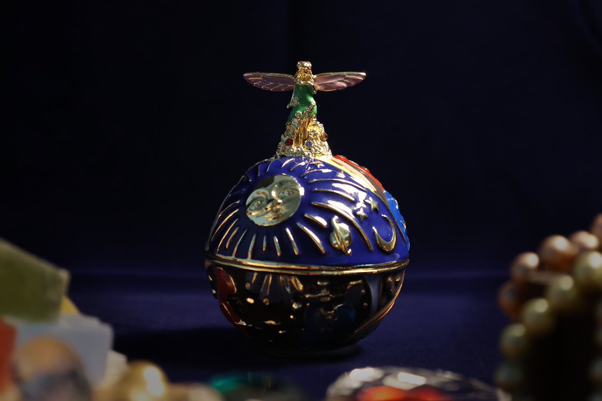 ⭐️新商品⭐️ 以前の大人気商品、エルフの女王小物入れが