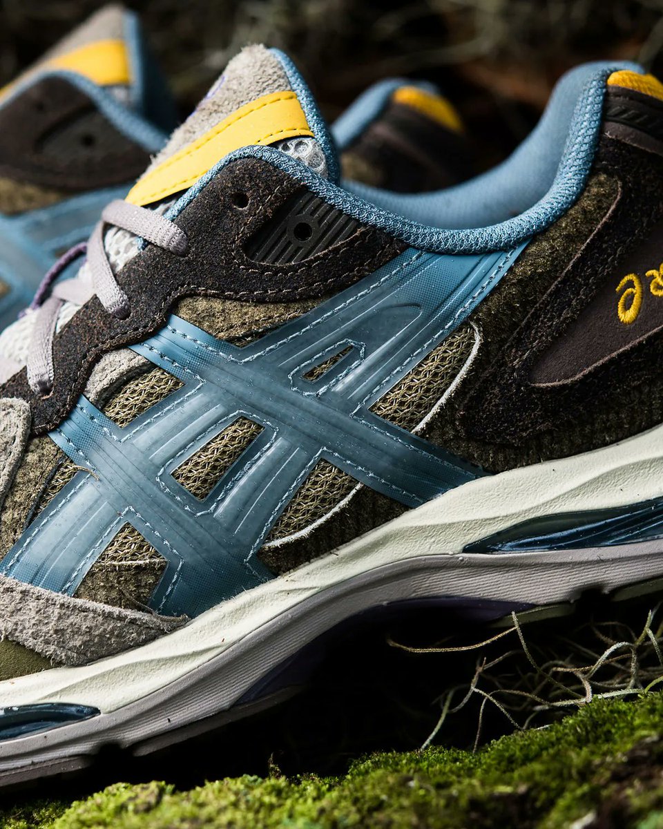 2025年 12/25 10:00~発売】 Sneaker Politics x ASICS GEL-K1011