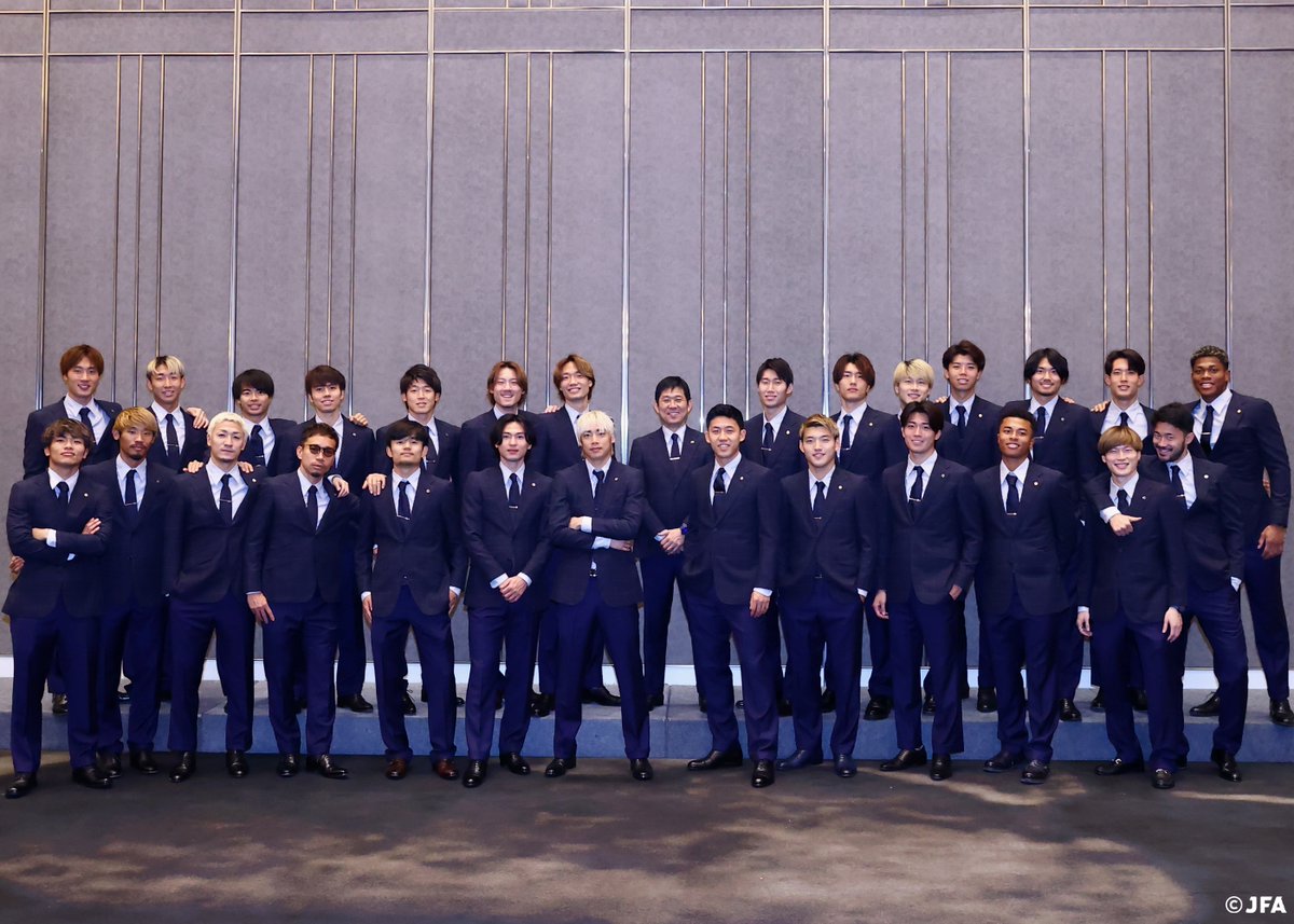 🔹𝗦𝗔𝗠𝗨𝗥𝗔𝗜 𝗕𝗟𝗨𝗘🔹 『SAMURAI BLUE』27名の選手たちと #森保