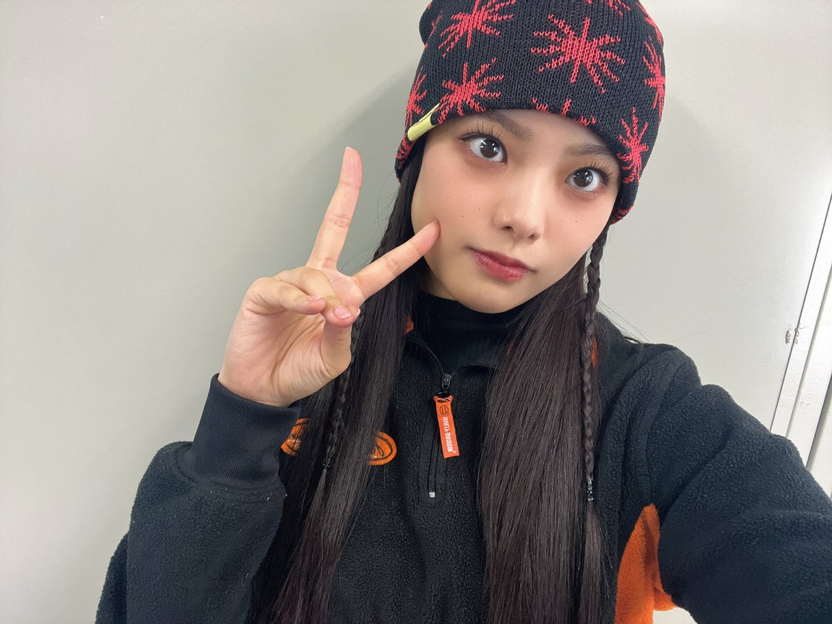 さくら🌸私服・衣装特定 (@momo__7575) / Posts / X