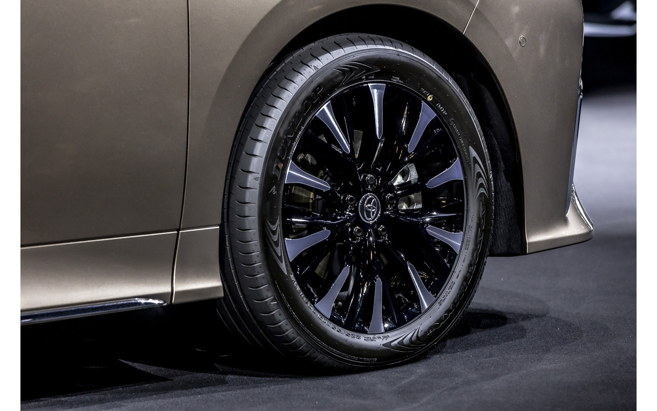 新車取外し 40ヴェルファイア 純正ホイール&タイヤ4本セット ロック