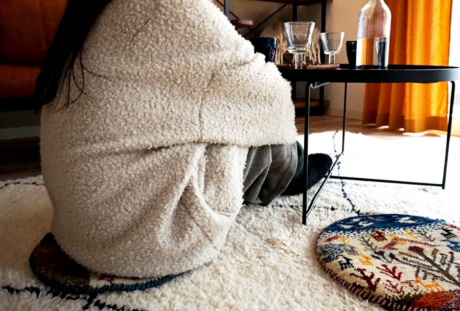 本物手織りの上質感！世界に1枚のユニークなペルシャギャッベ【円形