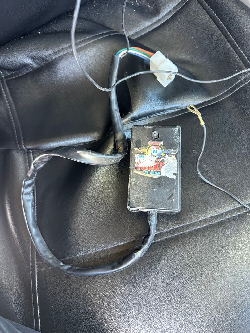 ゆっくりウィンカー2 中古品 ゆっくりウィンカーリレー2 6極タイプ 中古品 - メルカリ