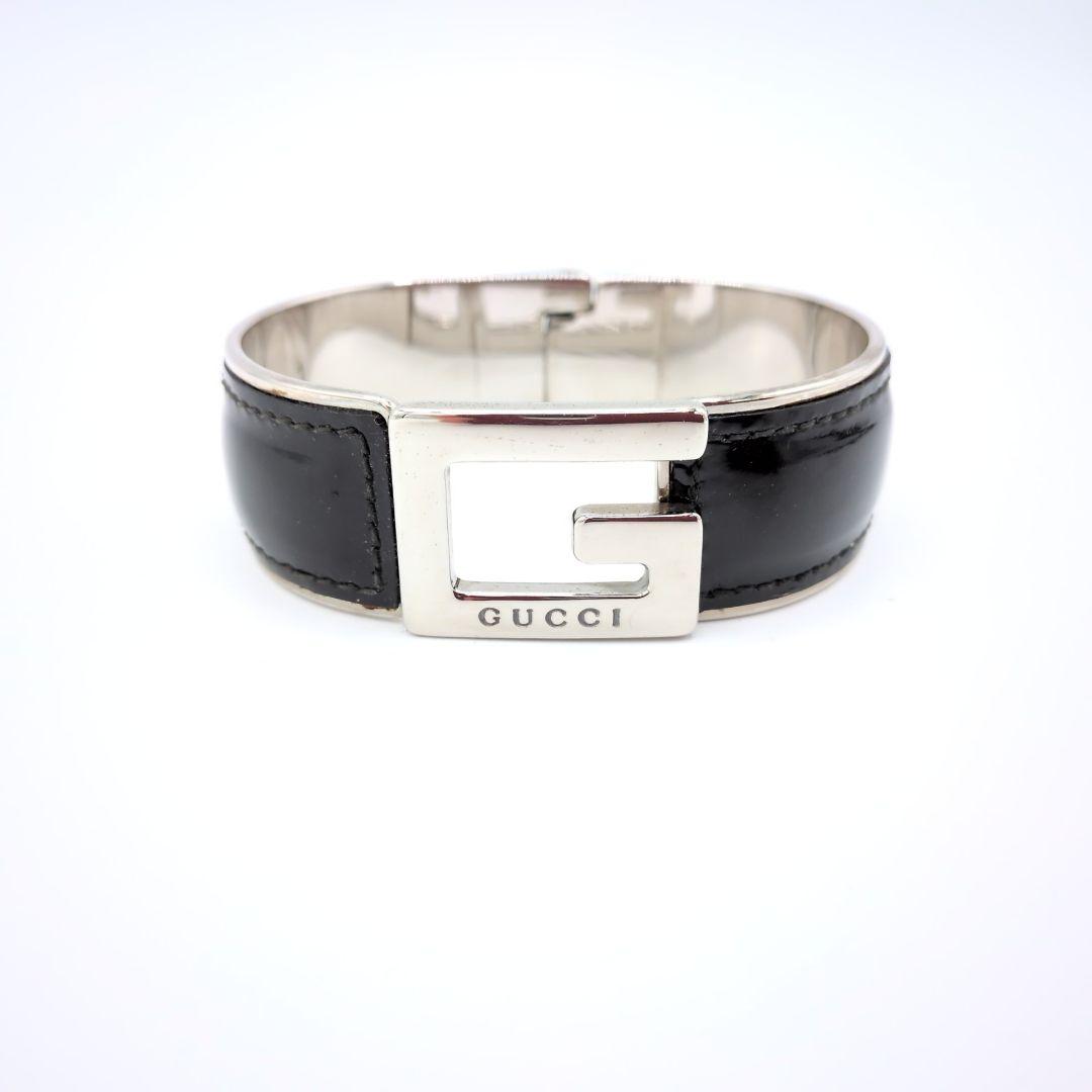 【美品】グッチ　GUCCI ブラック Gロゴ バングル　ブレスレット GUCCI（グッチ） ブレスレット Signature GG Chunky Bee Bracelet